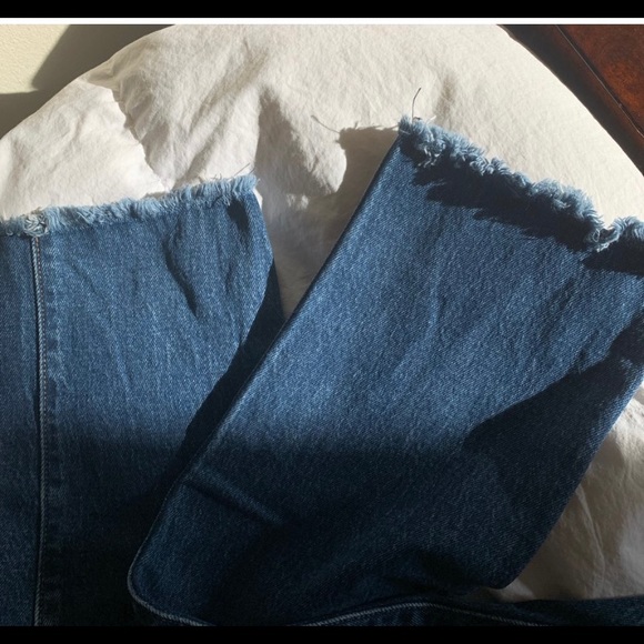 LEVIS STRAIGHT LEG JEANS - Picture 2 of 4